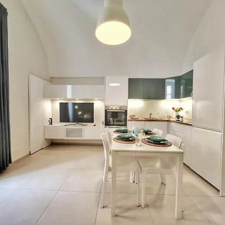 Apartment 187
