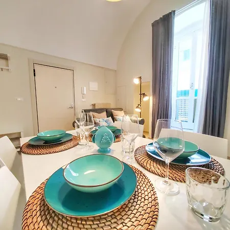 187 Apartment *